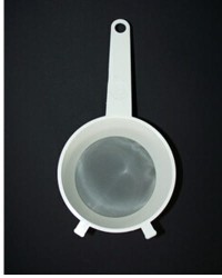 Sitko średnicy 150 mm do mleka gęste PZH.jpg