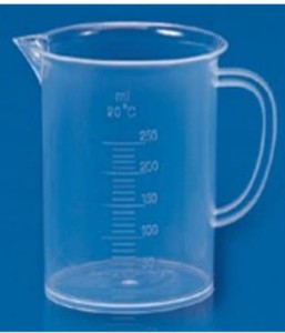 Zlewka PP 250 ml z wylewem i uchem skala tłoczona